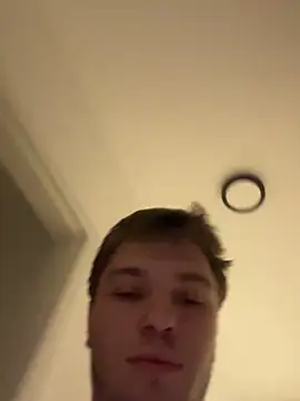 Snapshot of benab888 chatting on March 31, 2026, 5:26 pm benab888 online show from March 31, 2026, 5:26 pm