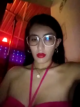 Esperanza  hot online show from April 9, 2026, 4:47 am