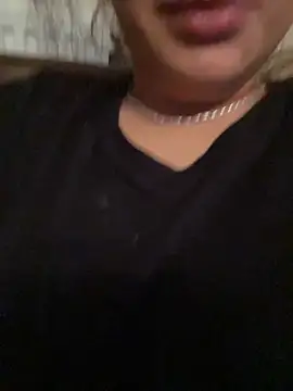 Snapshot of SweetAisha00 chatting on March 18, 2026, 9:37 pm SweetAisha00 online show from March 18, 2026, 9:37 pm