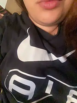 Snapshot of SweetAisha00 chatting on March 23, 2026, 1:06 am SweetAisha00 online show from March 23, 2026, 1:06 am