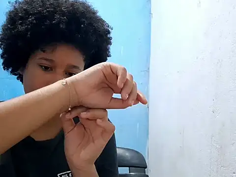 MadelynStamant online show from March 4, 2026, 12:13 pm