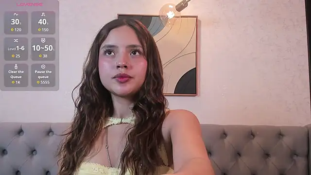 MAGIC EMMA  online show from June 5, 2026, 3:33 am