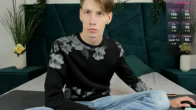 Snapshot of Erick_Wilson chatting on November 21, 2025, 7:40 am Erick Wilson online show from November 21, 2025, 7:40 am