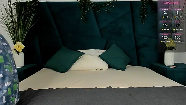 Snapshot of Erick_Wilson chatting on November 12, 2025, 7:56 am Erick Wilson online show from November 12, 2025, 7:56 am