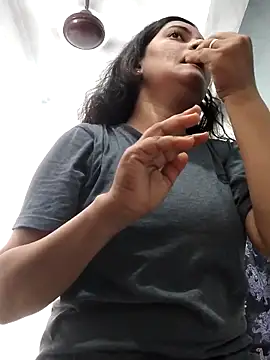 Anushka Singh0 online show from April 26, 2026, 7:16 am