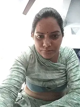 Snapshot of Anushka_Singh0 chatting on June 7, 2026, 4:18 am Anushka Singh0 online show from June 7, 2026, 4:18 am