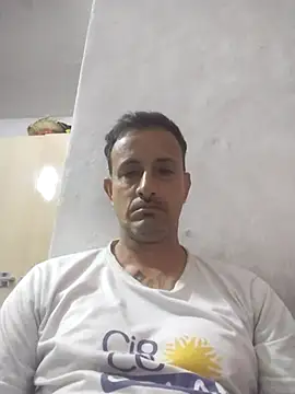 Snapshot of Arteiroelo chatting on April 13, 2026, 9:35 am Arteiroelo online show from April 13, 2026, 9:35 am