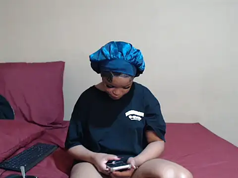 Snapshot of KinkyPxx chatting on June 4, 2026, 5:12 am KinkyPxx online show from June 4, 2026, 5:12 am