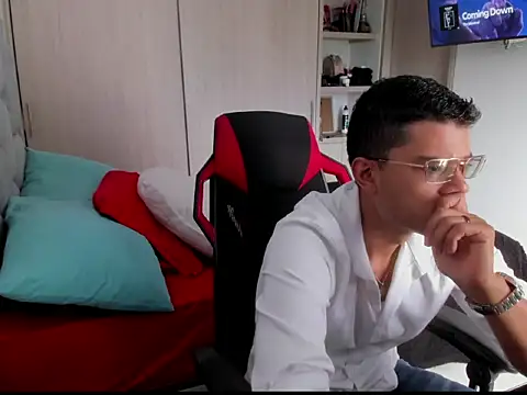 FredericSloan online show from February 16, 2026, 4:05 pm