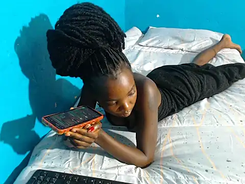 Snapshot of SexySlender_05 chatting on March 4, 2026, 6:04 pm SexySlender 05 online show from March 4, 2026, 6:04 pm