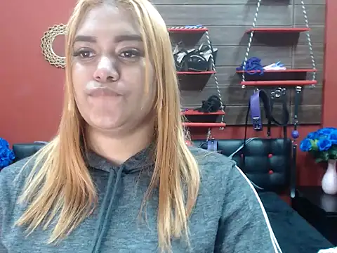 Alicefetishxxx online show from March 13, 2026, 12:21 pm