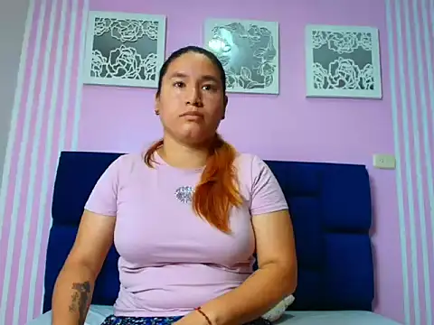 Snapshot of MAGGYE_MAX chatting on February 25, 2026, 1:22 pm MAGGYE MAX online show from February 25, 2026, 1:22 pm