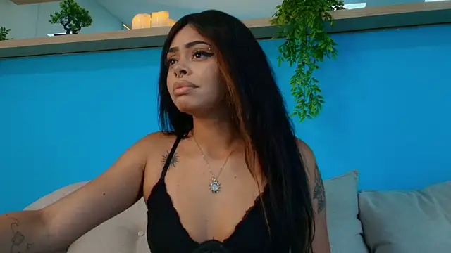 Pauline Clark online show from February 25, 2026, 8:30 pm