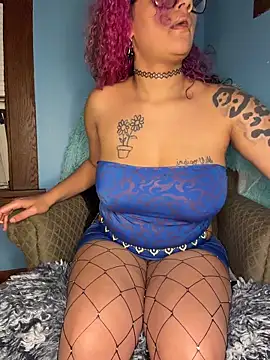 VelvetVixen 735 online show from May 27, 2026, 1:57 am