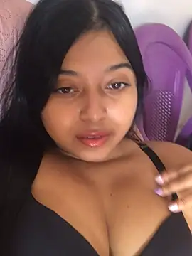 Emmily hott online show from February 19, 2026, 1:30 pm