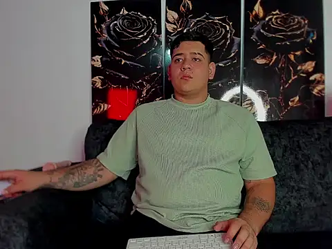 Snapshot of winy_hot chatting on February 18, 2026, 5:38 am winy hot online show from February 18, 2026, 5:38 am