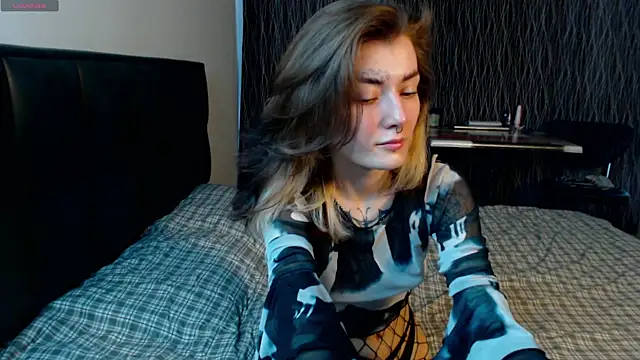 MilaMyst online show from March 3, 2026, 7:59 am