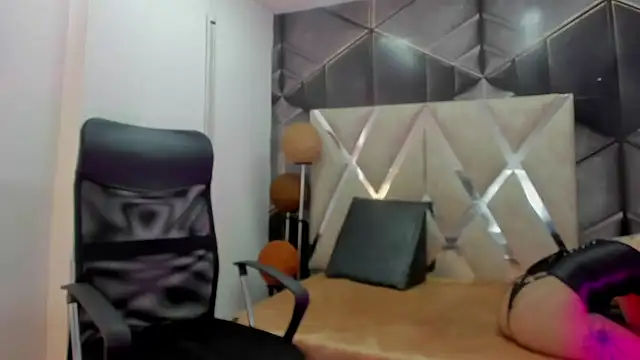 Agatta Adams online show from March 25, 2026, 2:16 pm