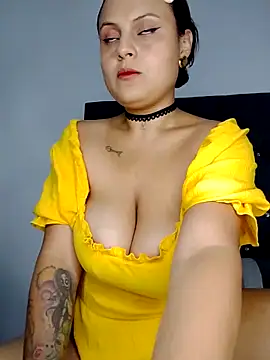 tiifany lopez online show from June 7, 2026, 12:05 am