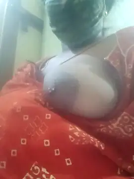 tamilkaviya431 online show from April 19, 2026, 7:20 am