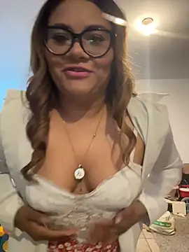 ludmila x online show from March 4, 2026, 2:08 am