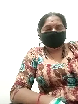Snapshot of RASIYAN_RANI chatting on May 7, 2026, 11:52 pm RASIYAN RANI online show from May 7, 2026, 11:52 pm