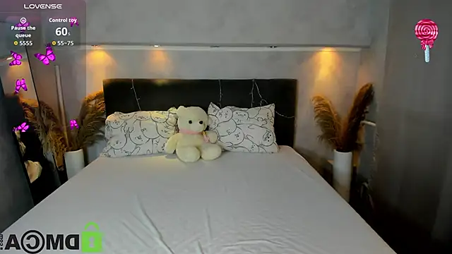 Emily Lews online show from March 10, 2026, 9:02 am