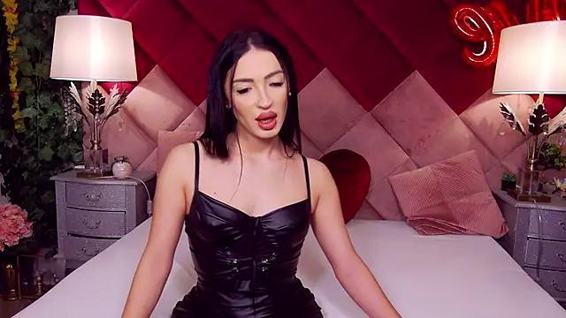 VictoriaLanes online show from February 19, 2026, 5:26 am