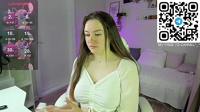 Laura CollinsS online show from April 8, 2026, 1:18 am