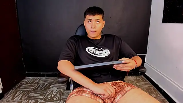 Snapshot of lalitopp chatting on March 14, 2026, 2:28 am lalitopp online show from March 14, 2026, 2:28 am