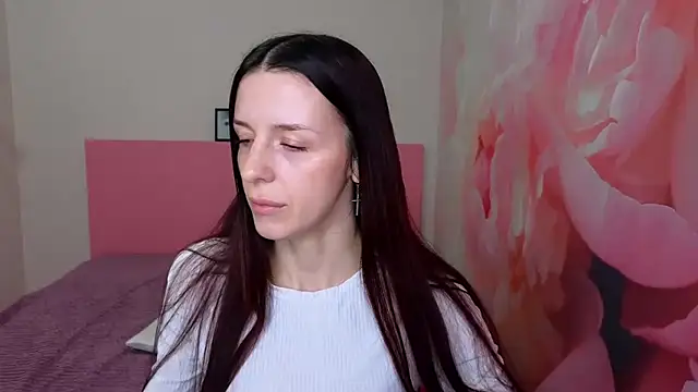 NoirDiva online show from March 9, 2026, 12:41 pm