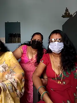 Kannadasexywifes online show from April 13, 2026, 7:01 am