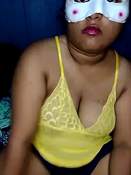 shanaya-baby77 online show from February 25, 2026, 9:03 pm