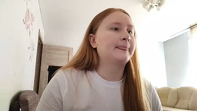 AnikaLipps online show from July 15, 2026, 2:35 pm