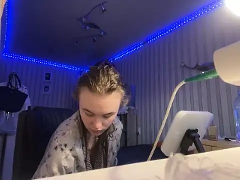 melissashineee online show from February 26, 2026, 11:54 am