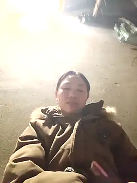 Pretty girl 2 online show from February 14, 2026, 3:23 pm