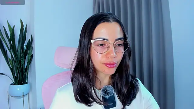 Snapshot of sara_ospina22 chatting on June 24, 2026, 6:06 pm sara ospina22 online show from June 24, 2026, 6:06 pm