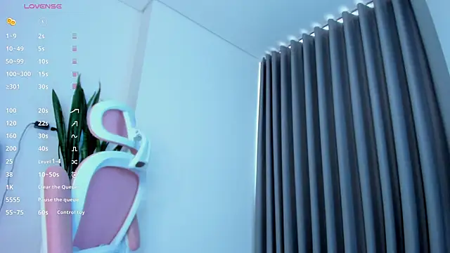 sara ospina22 online show from May 29, 2026, 9:21 pm