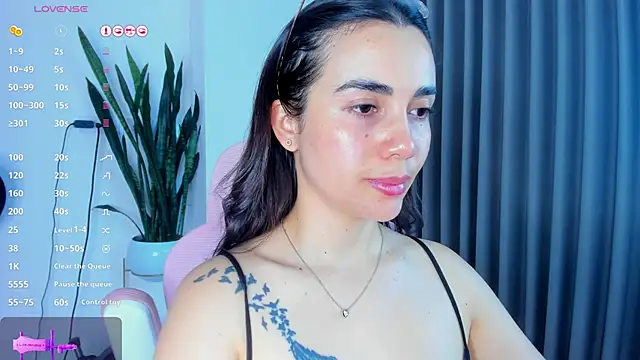 Snapshot of sara_ospina22 chatting on June 27, 2026, 12:55 pm sara ospina22 online show from June 27, 2026, 12:55 pm