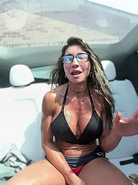 lunasexy79 online show from July 23, 2026, 9:33 pm