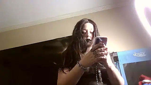 salem in the woods online show from February 23, 2026, 5:46 pm