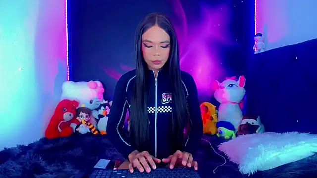 Snapshot of ThaliGirl21 chatting on March 4, 2026, 8:05 pm ThaliGirl21 online show from March 4, 2026, 8:05 pm