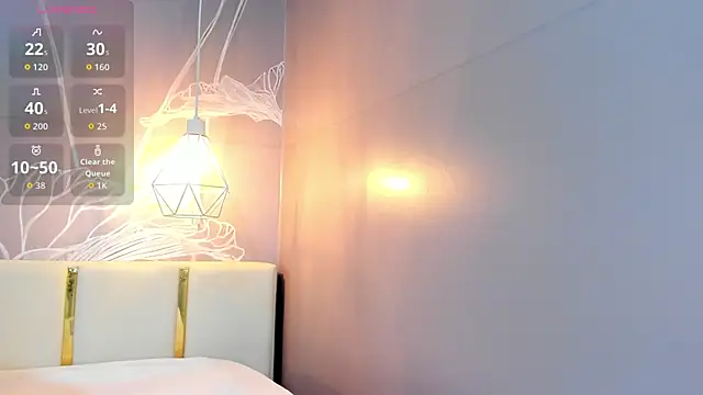 emily cute4u online show from April 6, 2026, 11:28 pm