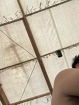 raul420009 online show from April 29, 2026, 7:09 pm