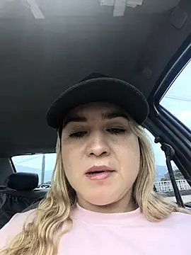 violet-grey online show from April 30, 2026, 4:36 pm
