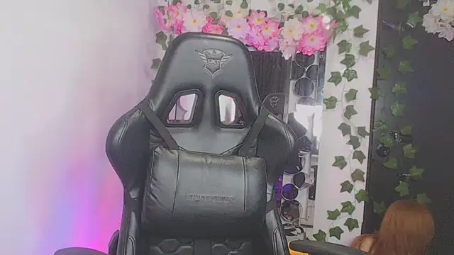 Mis Cersi online show from March 24, 2026, 8:53 pm