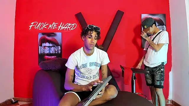 GREEN BOYS online show from February 27, 2026, 7:30 am