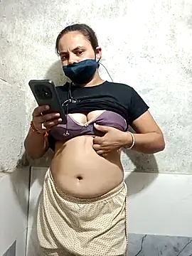 taniya0 online show from March 10, 2026, 4:33 pm