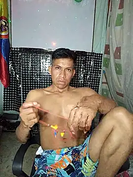 Snapshot of yisusalejo chatting on April 30, 2026, 1:23 am yisusalejo online show from April 30, 2026, 1:23 am