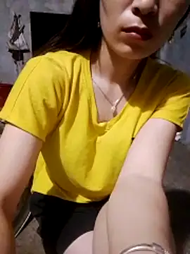 Thobaby112 online show from April 18, 2026, 7:07 pm